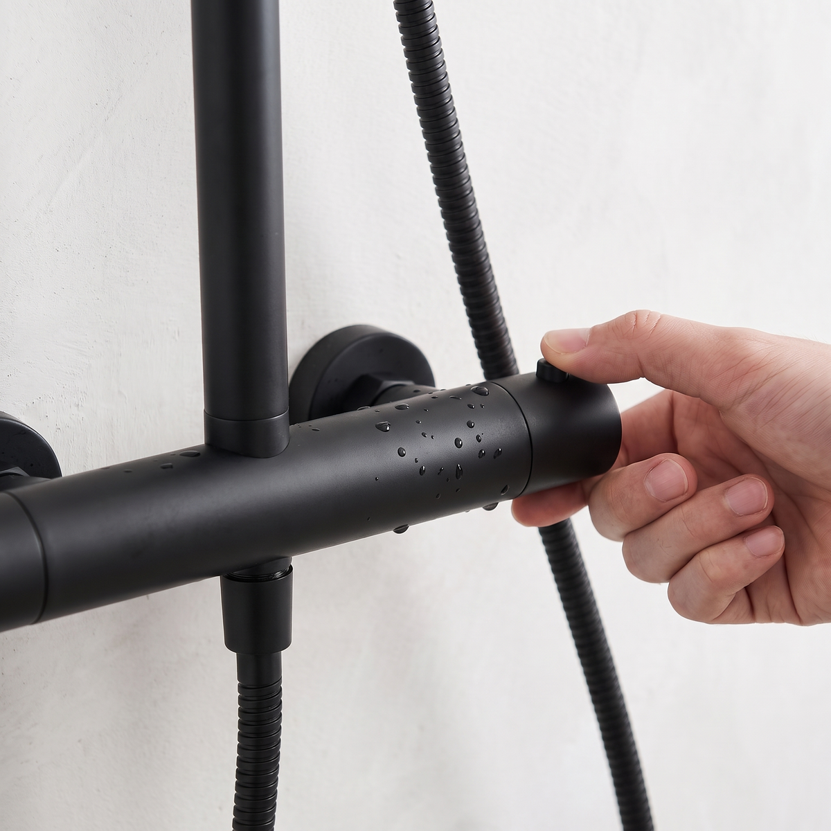 Commande thermostatique de la colonne Anthéor noir mat, bouton de sécurité à 38 °C